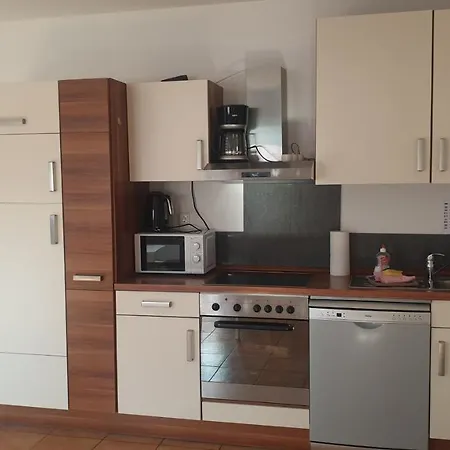 Monteurs Appartments Proseken 아파트